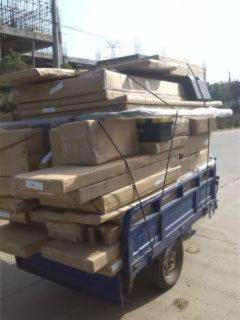 便捷高效的搬运服务 三轮车搬家拉货与仓库装卸的一站式解决方案